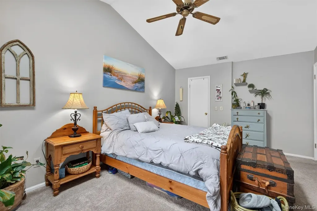 19 Olde Wagon Road Warwick NY 10990