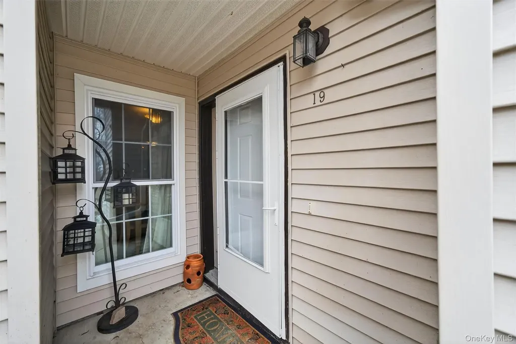 19 Olde Wagon Road Warwick NY 10990