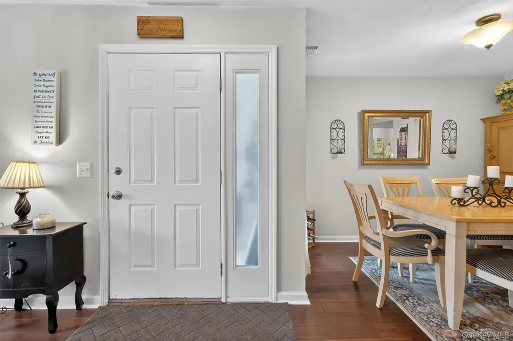 19 Olde Wagon Road Warwick NY 10990