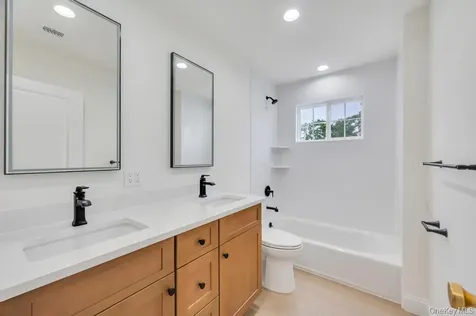 85 West Avenue Hicksville NY 11801