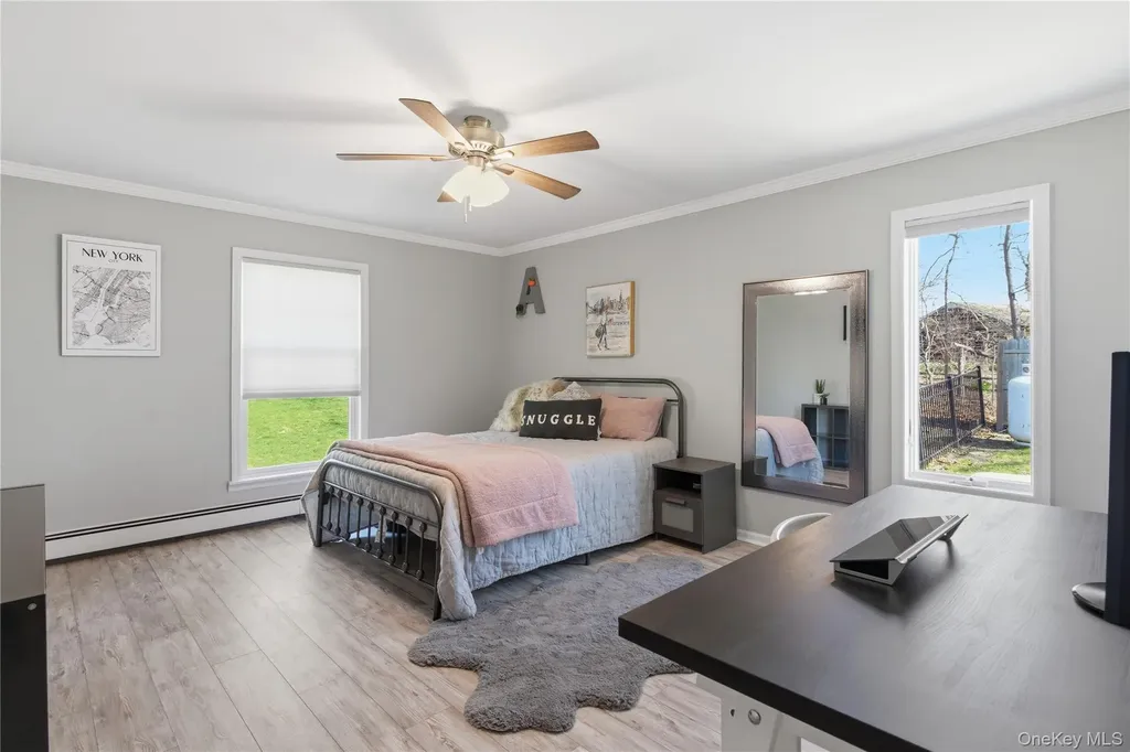 24 Bevin Road Northport NY 11768
