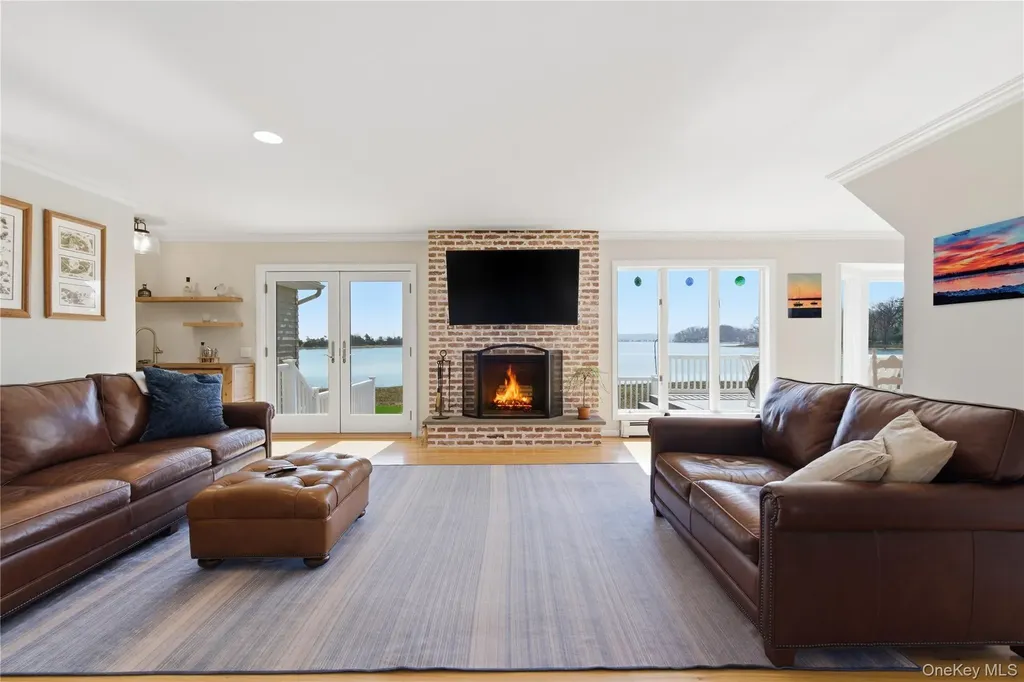 24 Bevin Road Northport NY 11768