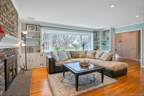 31 Orchard Road Briarcliff Manor NY 10510