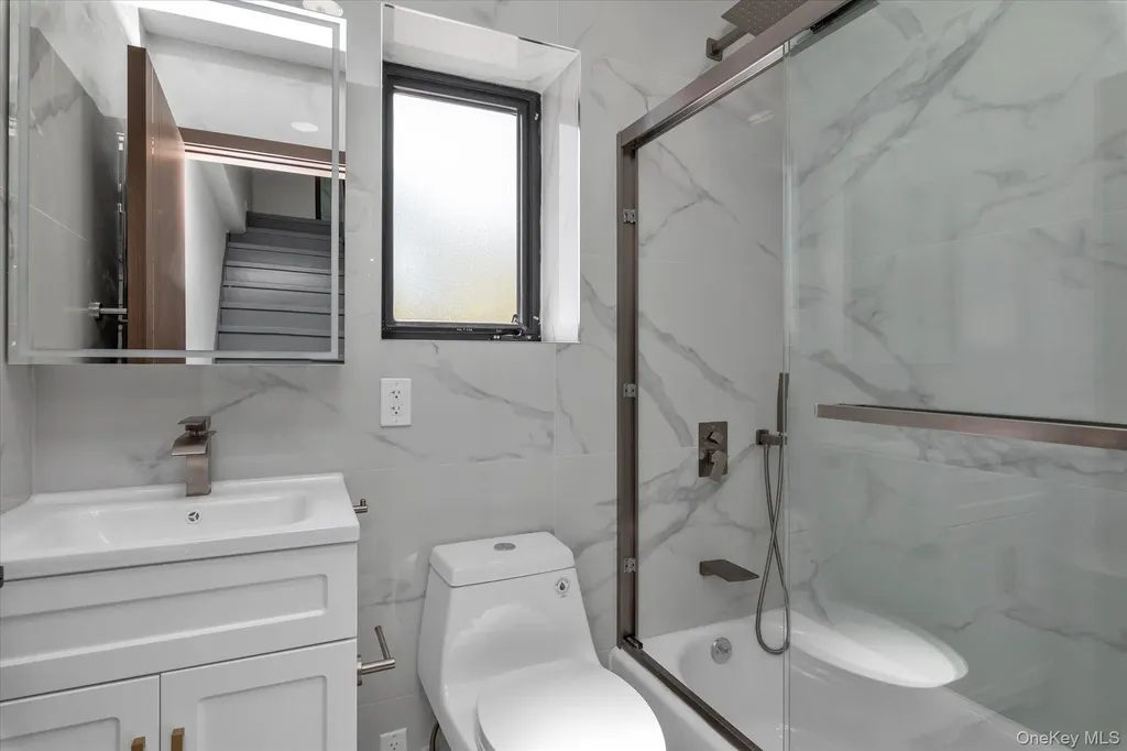 15027 78th Avenue Flushing NY 11367