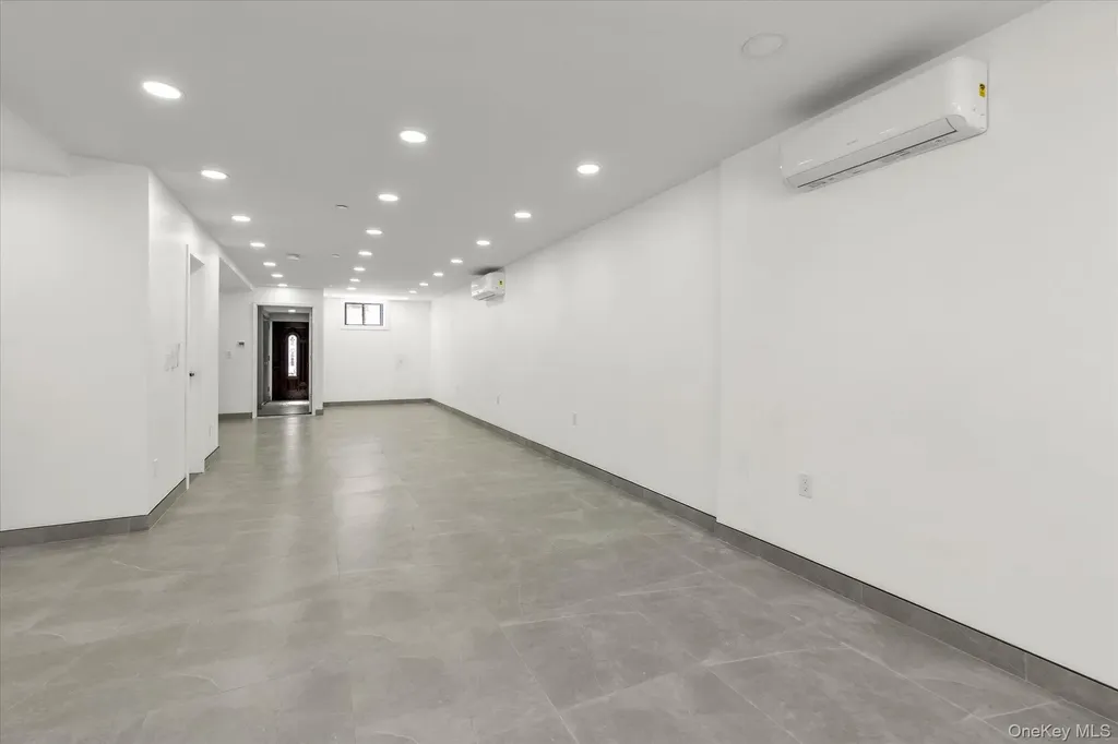 15027 78th Avenue Flushing NY 11367