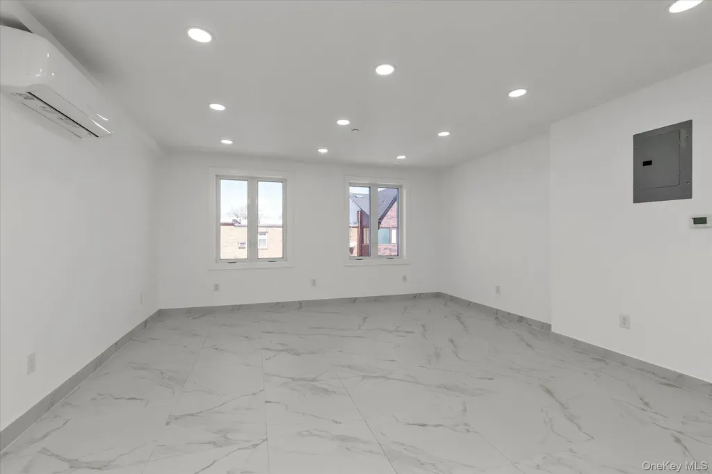 15027 78th Avenue Flushing NY 11367