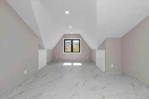 15027 78th Avenue Flushing NY 11367