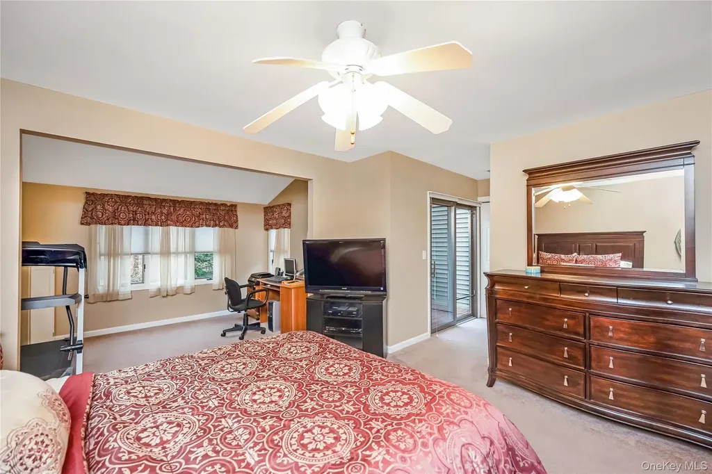 17 Jeremy Circle Nesconset NY 11767
