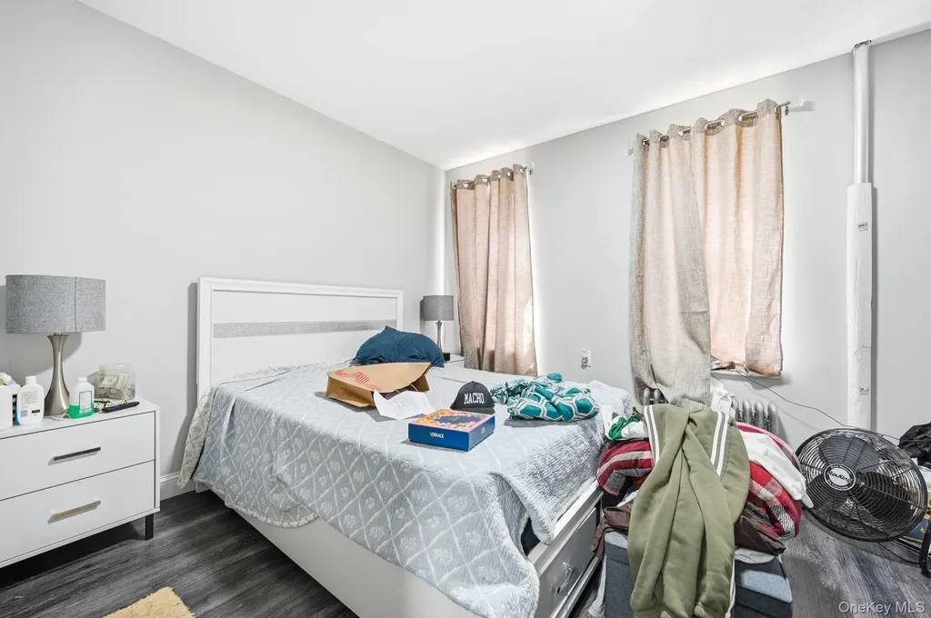 3018 Paulding Avenue Bronx NY 10469