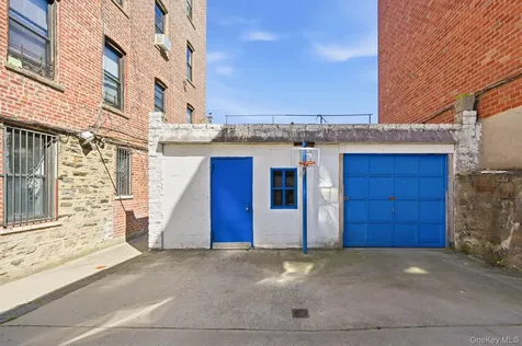 3018 Paulding Avenue Bronx NY 10469