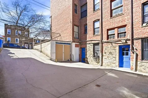 3018 Paulding Avenue Bronx NY 10469