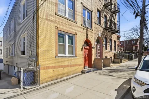 3018 Paulding Avenue Bronx NY 10469