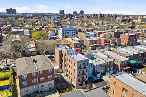 3018 Paulding Avenue Bronx NY 10469