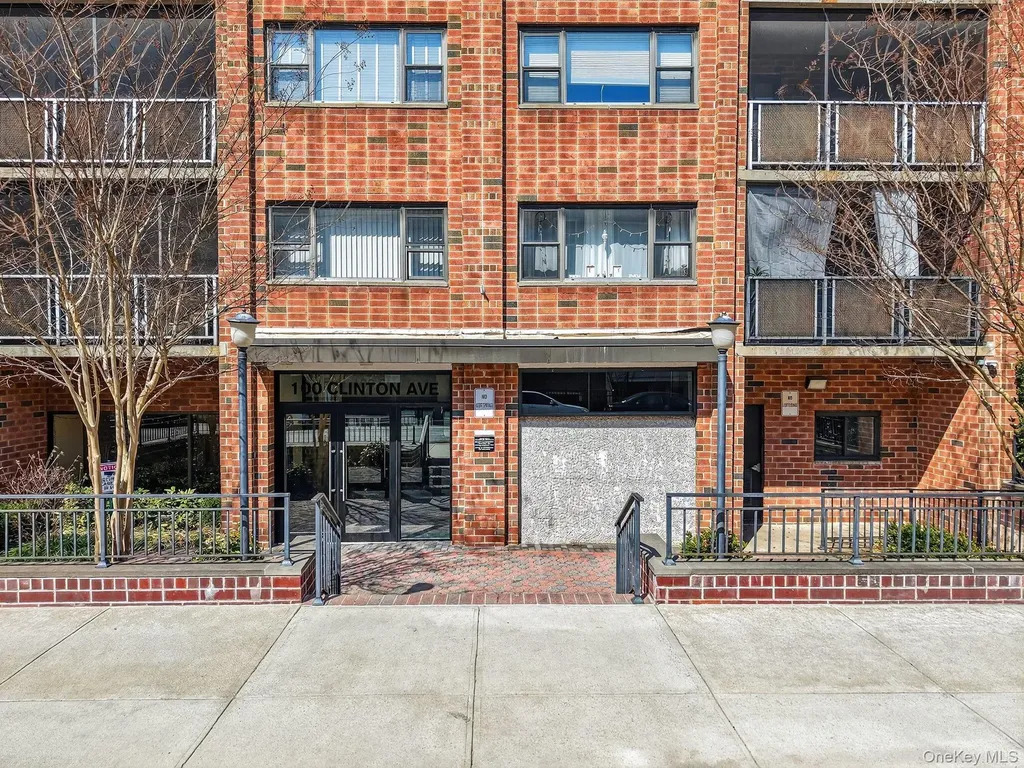 100 Clinton Avenue Mineola NY 11501