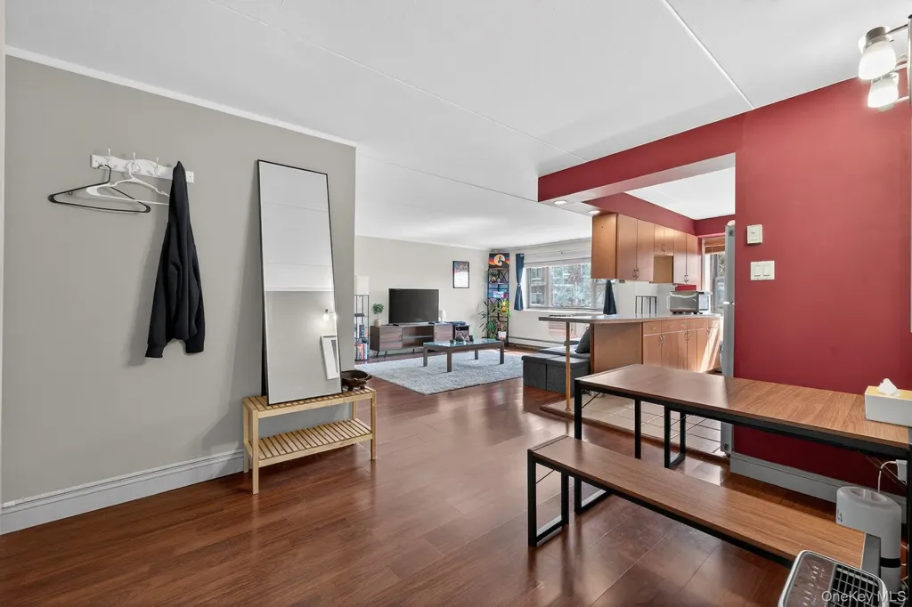 100 Clinton Avenue Mineola NY 11501