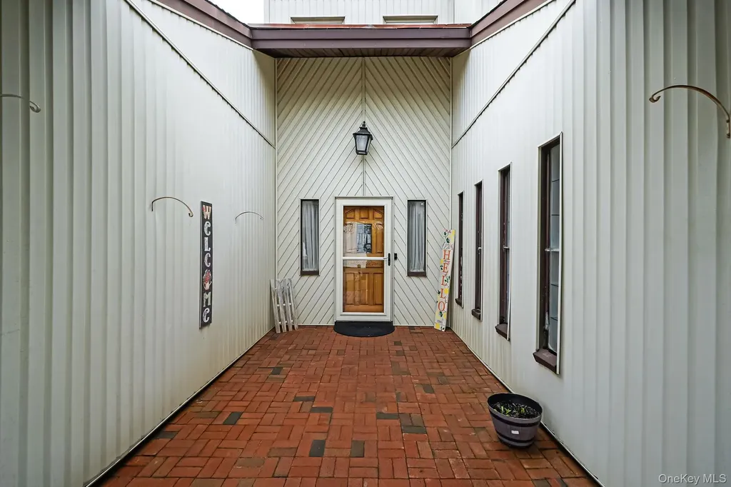 99 Rustic Avenue Medford NY 11763
