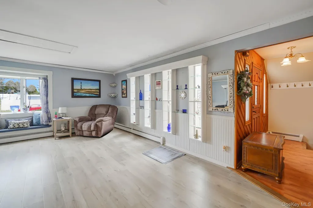 99 Rustic Avenue Medford NY 11763