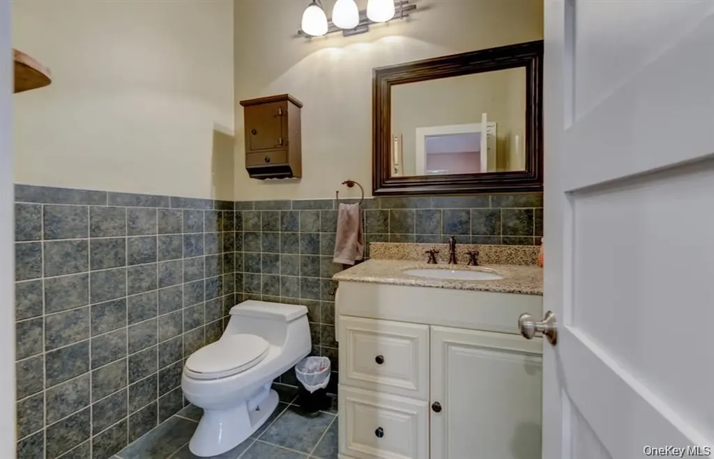 20 Cherry Lane Syosset NY 11791