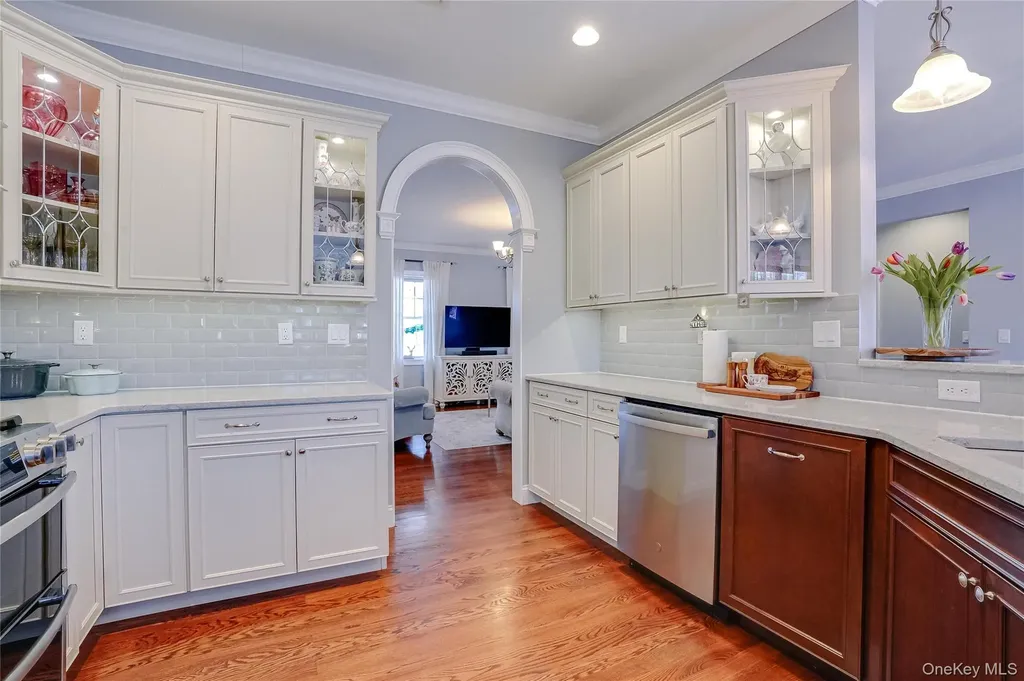 23 Swan Hollow New Windsor NY 12553