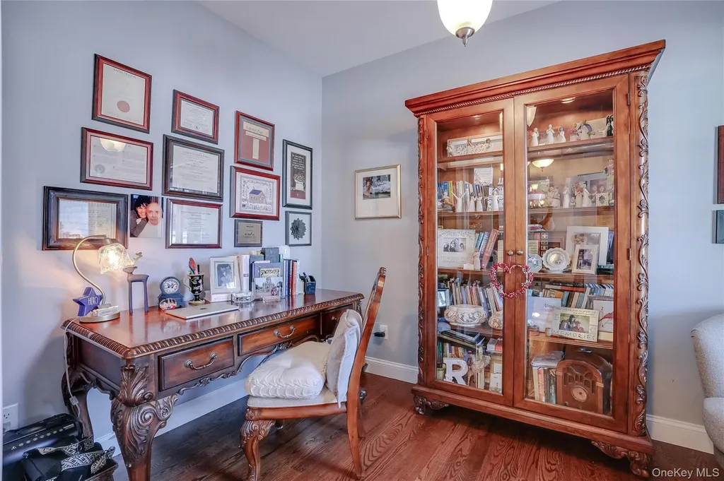 23 Swan Hollow New Windsor NY 12553