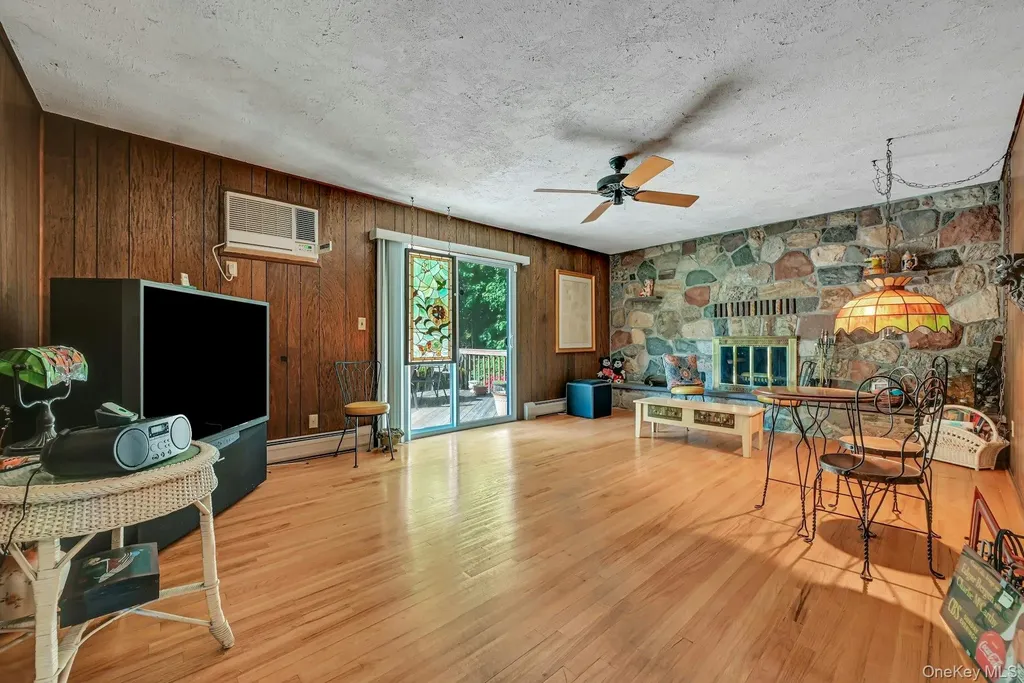 5 Catawba Drive West Nyack NY 10994