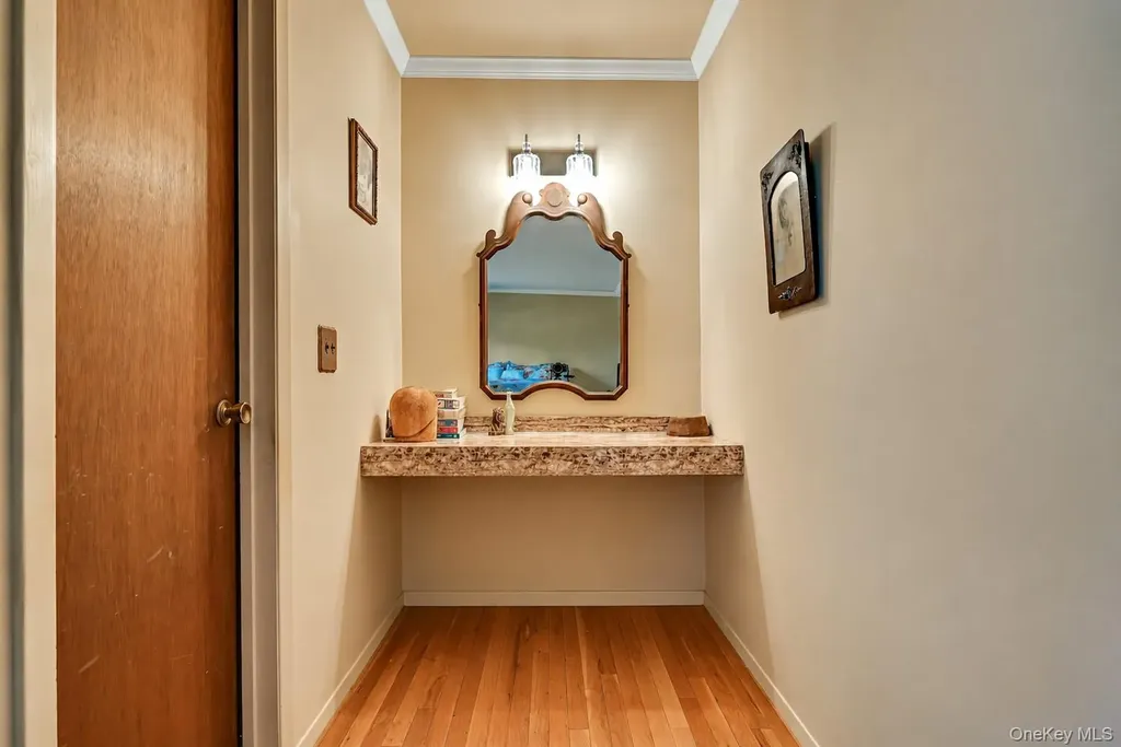 5 Catawba Drive West Nyack NY 10994
