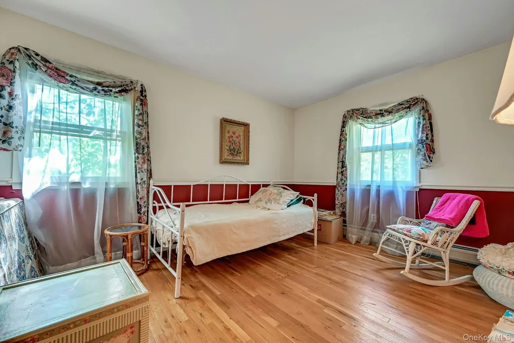 5 Catawba Drive West Nyack NY 10994