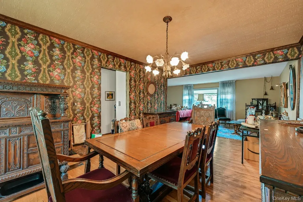 5 Catawba Drive West Nyack NY 10994
