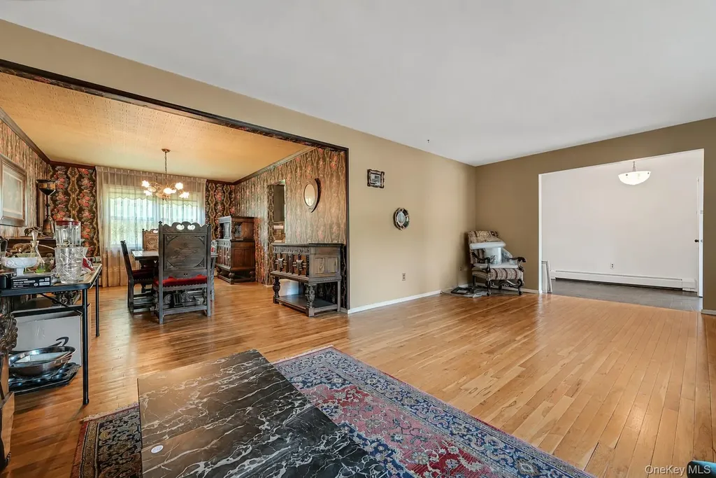 5 Catawba Drive West Nyack NY 10994