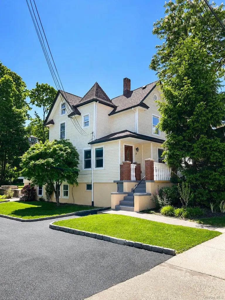 3 Ross Avenue Nyack NY 10960