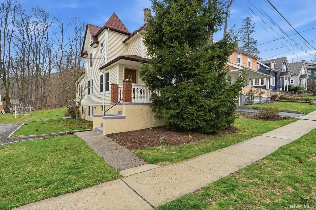 3 Ross Avenue Nyack NY 10960