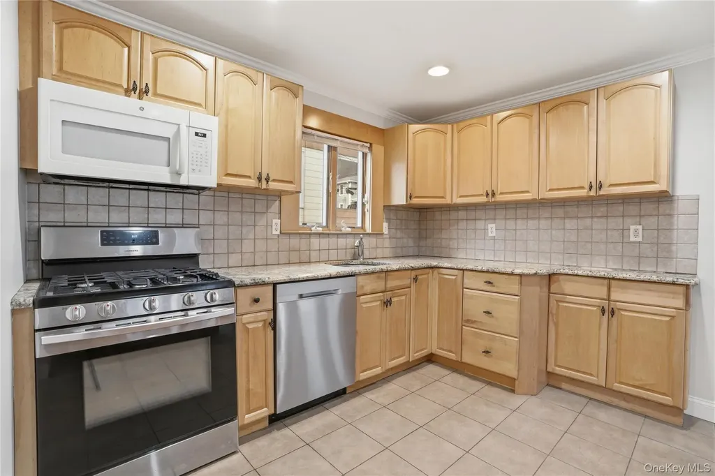 3 Ross Avenue Nyack NY 10960
