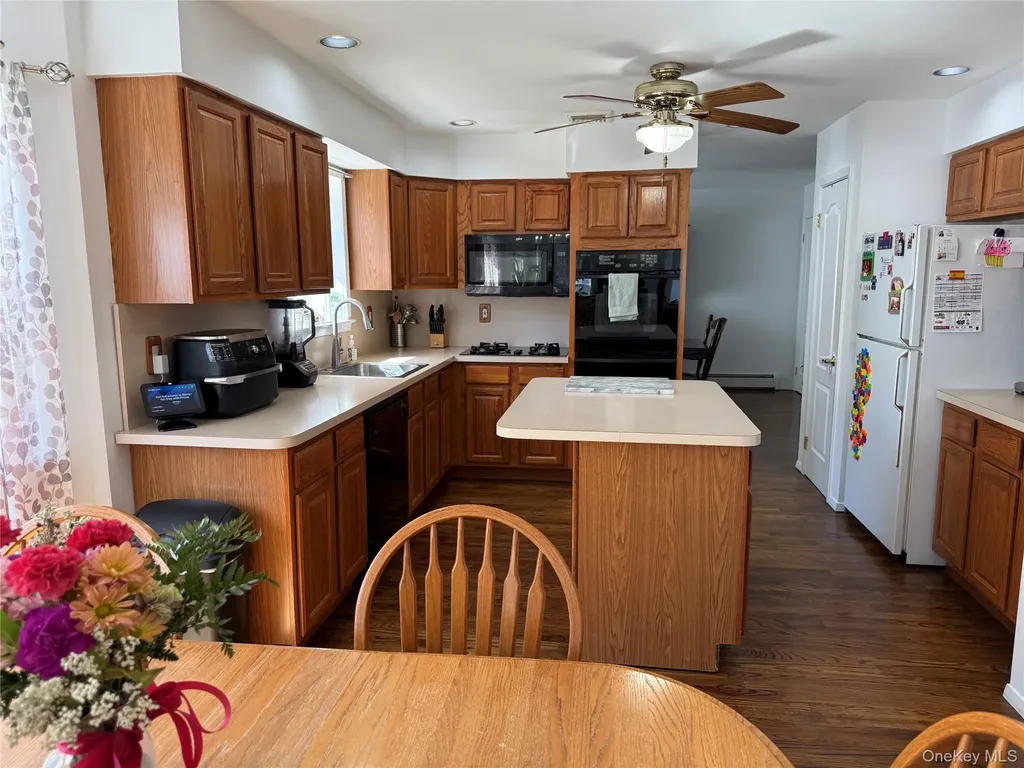 87 N Howell Avenue Centereach NY 11720
