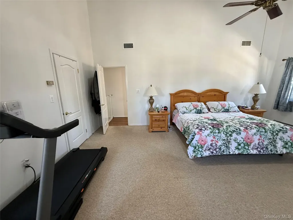 87 N Howell Avenue Centereach NY 11720