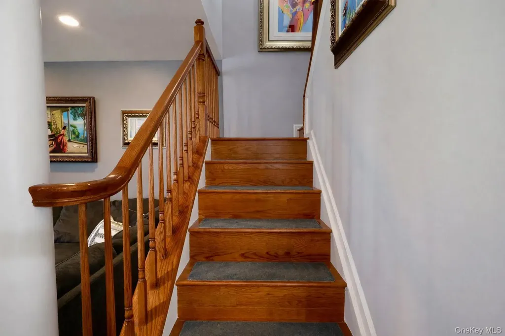 16 Webster Court Monroe NY 10950