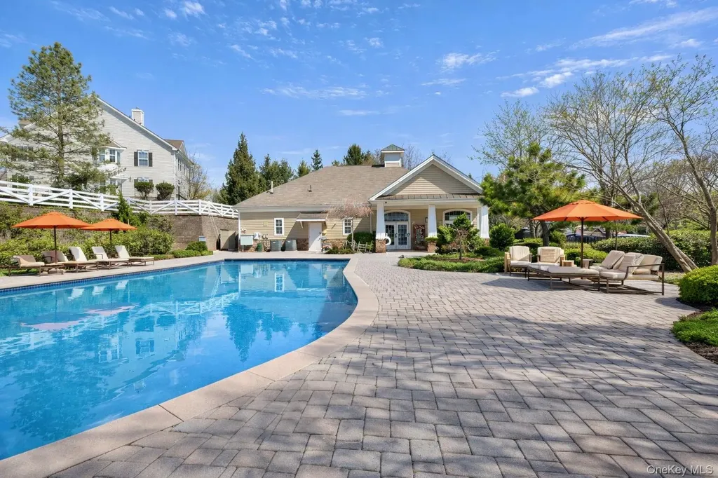 16 Webster Court Monroe NY 10950