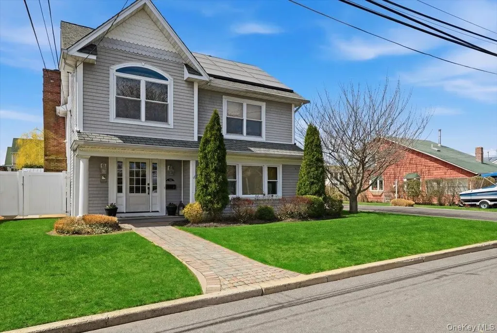 114 Araca Road Babylon NY 11702