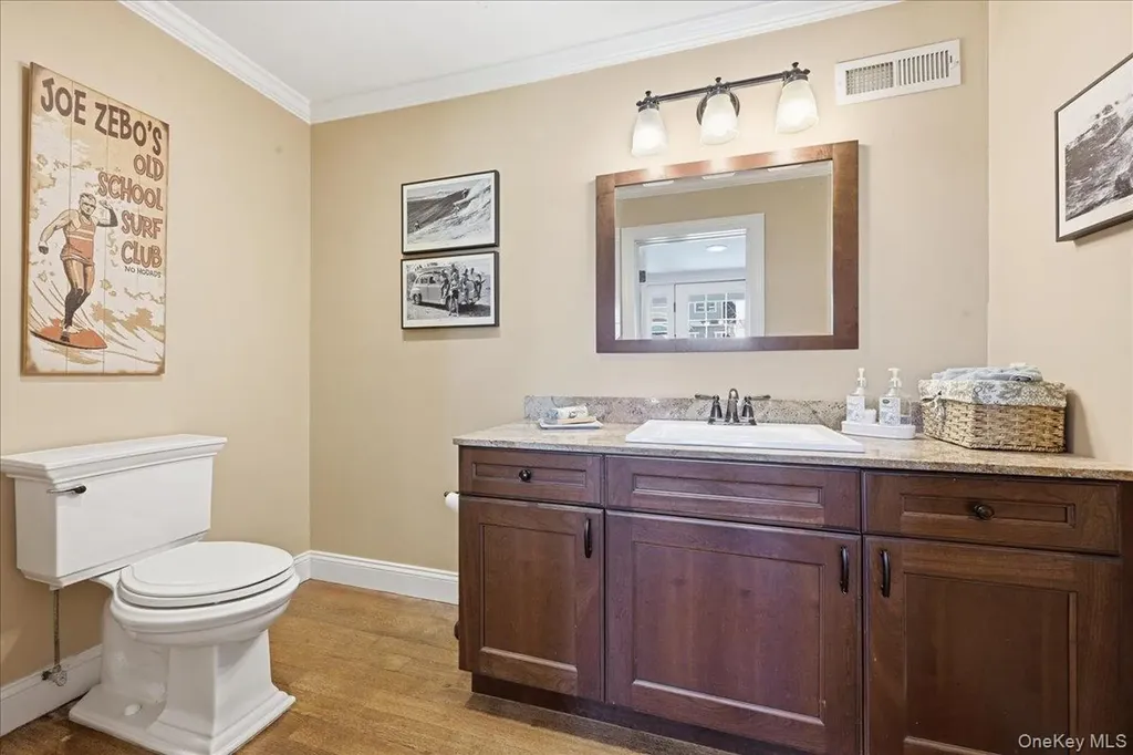 114 Araca Road Babylon NY 11702
