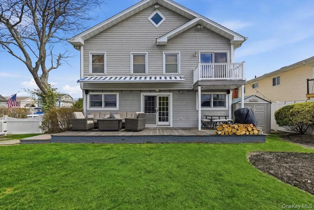 114 Araca Road Babylon NY 11702