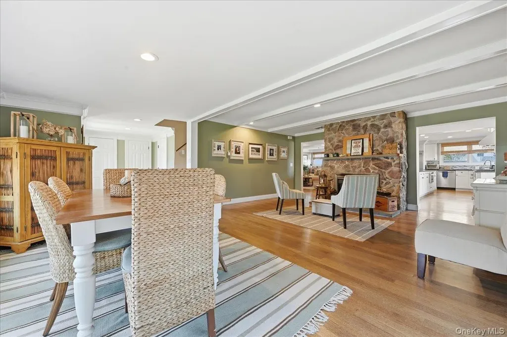 114 Araca Road Babylon NY 11702