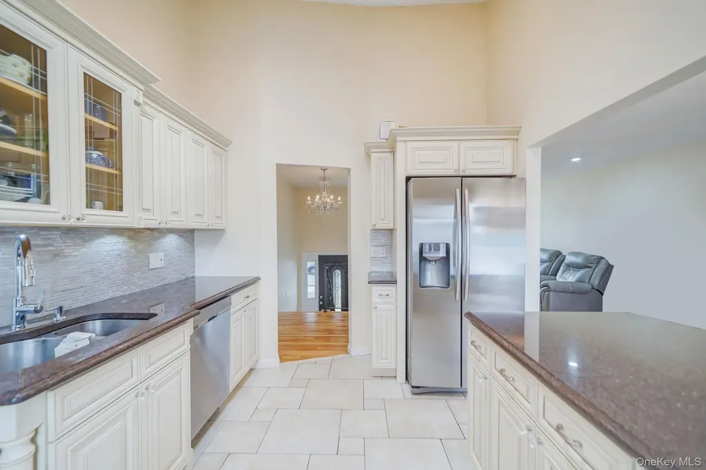 70 Boulevard Avenue West Islip NY 11795