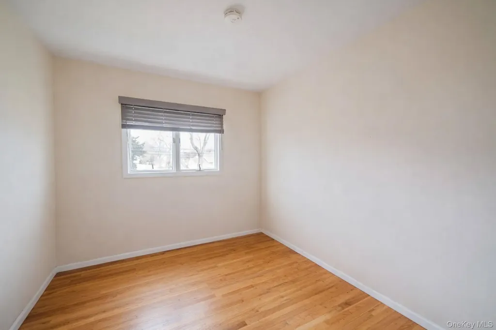 70 Boulevard Avenue West Islip NY 11795