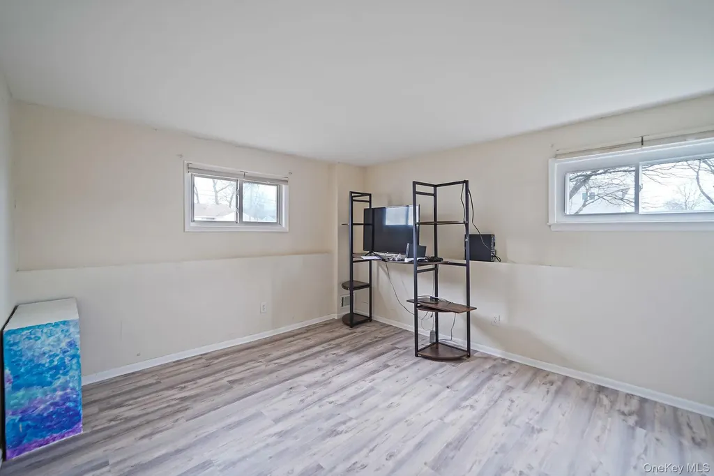 70 Boulevard Avenue West Islip NY 11795
