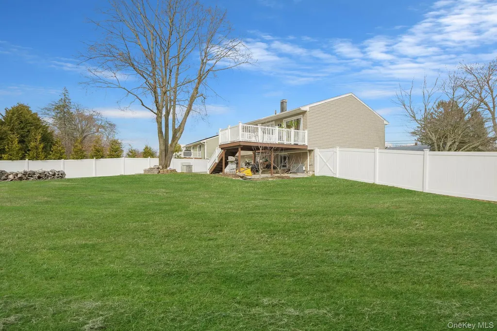 70 Boulevard Avenue West Islip NY 11795