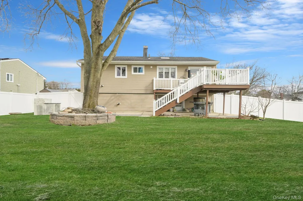 70 Boulevard Avenue West Islip NY 11795