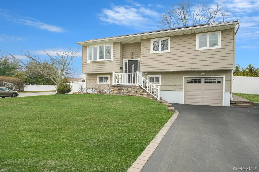 70 Boulevard Avenue West Islip NY 11795