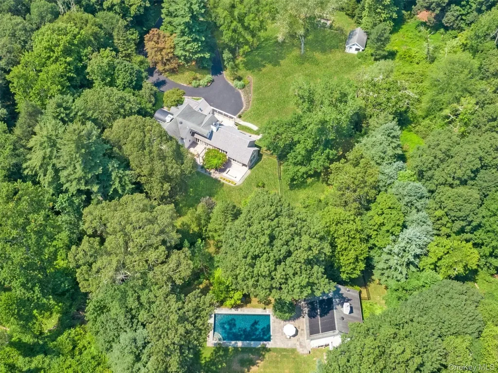 360 Crow Hill Road Mount Kisco NY 10549