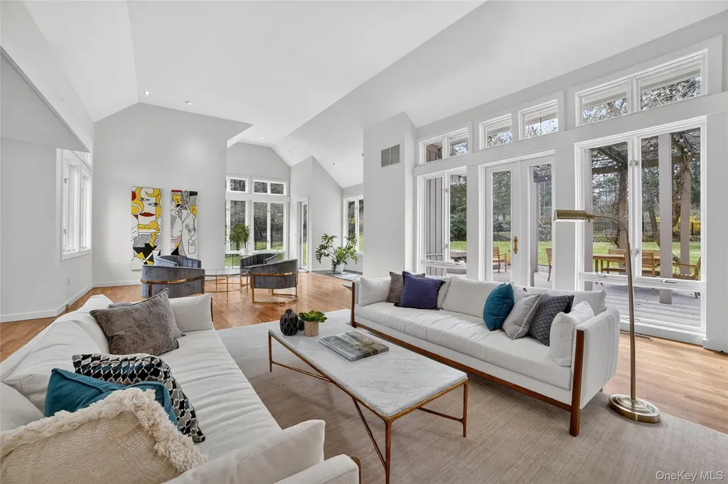 360 Crow Hill Road Mount Kisco NY 10549