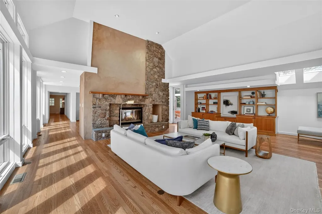 360 Crow Hill Road Mount Kisco NY 10549