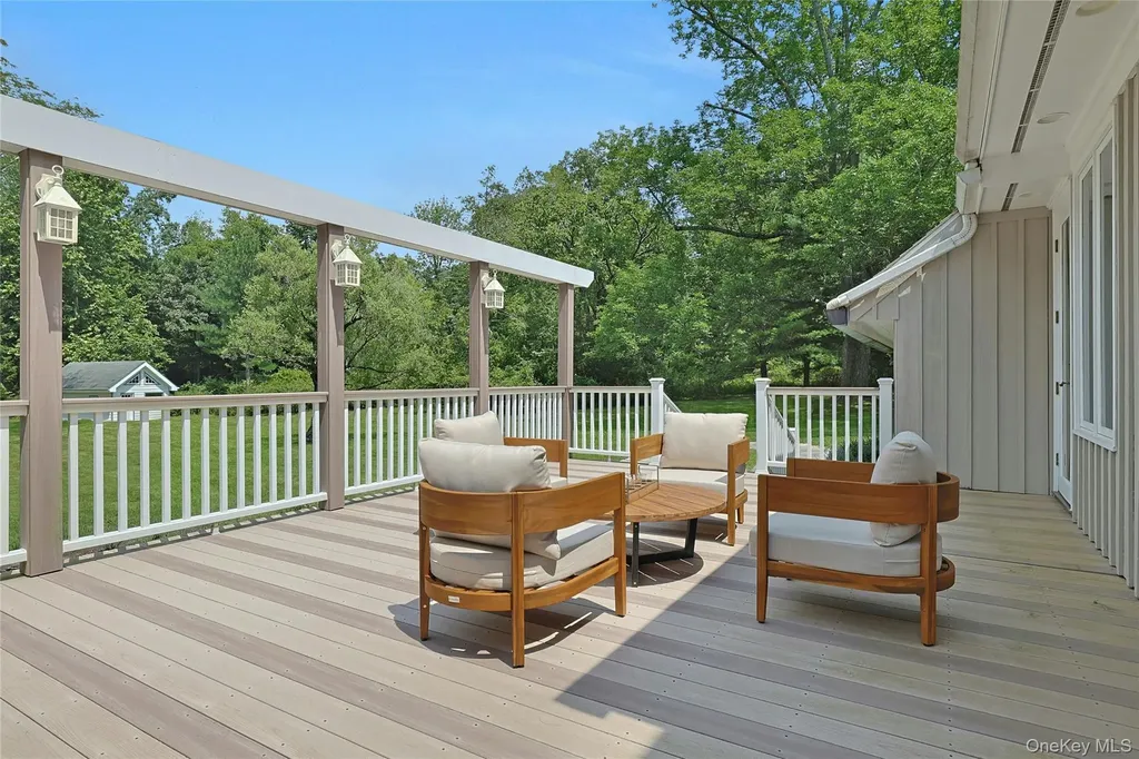 360 Crow Hill Road Mount Kisco NY 10549